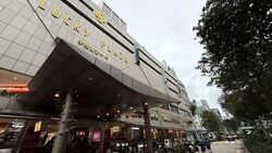 Lucky Plaza (D9), Shop House #628800571